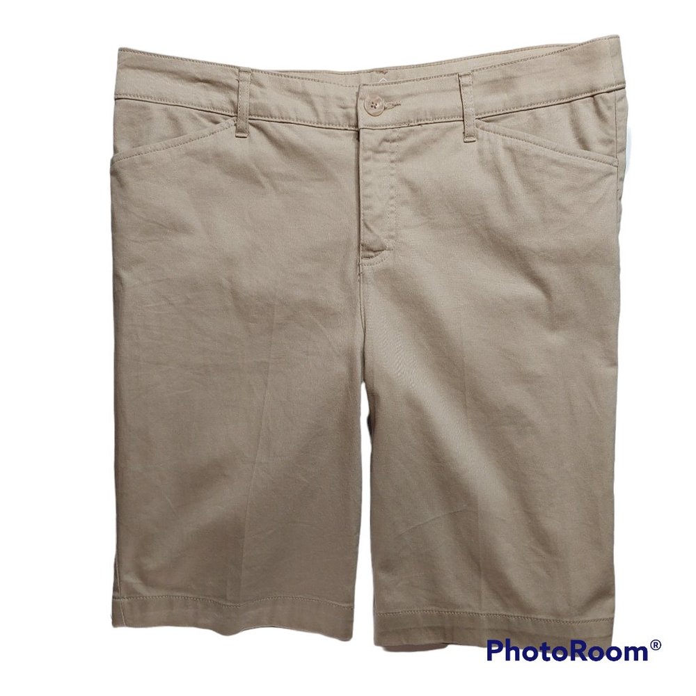St. John's Bay Women's Shorts - Size 14